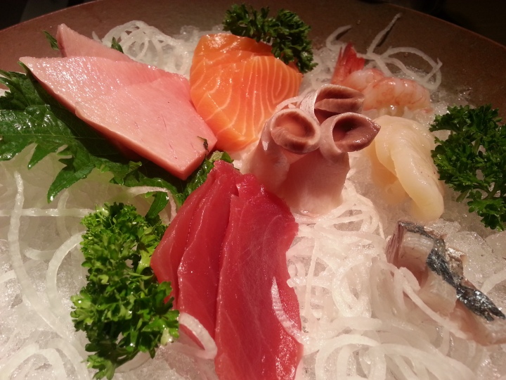 Media ración de sashimi variado
